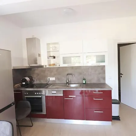 Apartman - Dani 1