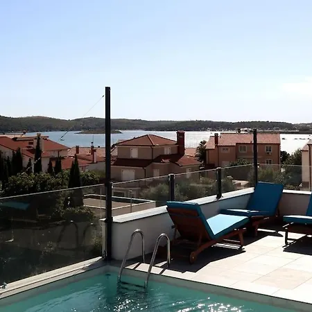 - Dani 1 Apartman
