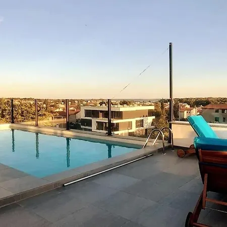 Apartman - Dani 1 *